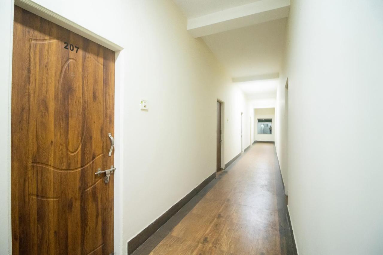Spot On Prabir Residency Inn Urali Ngoại thất bức ảnh