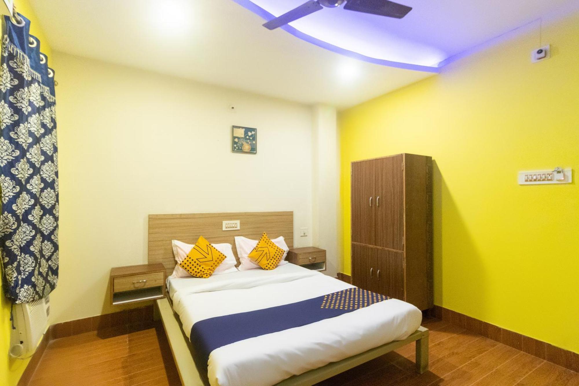 Spot On Prabir Residency Inn Urali Ngoại thất bức ảnh